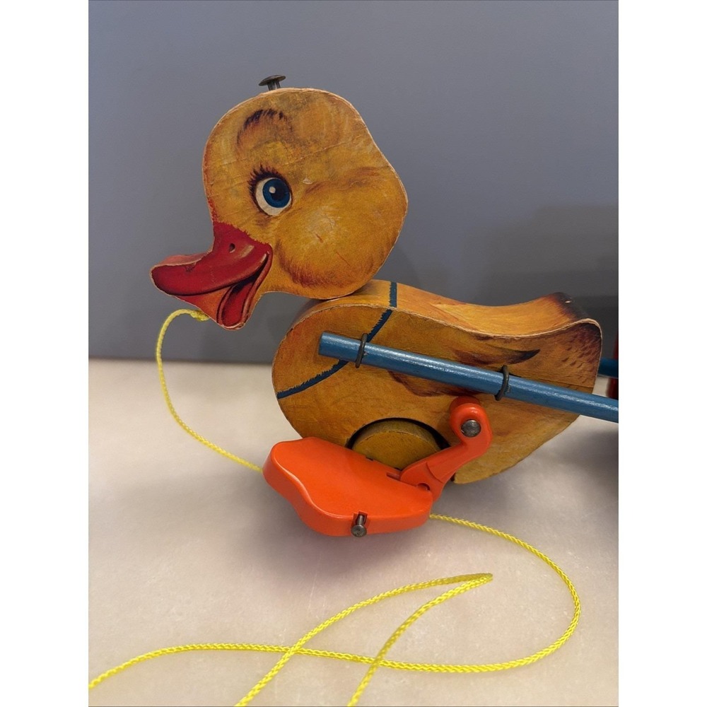 Vintage 1950s Fisher Price Wooden Musical Duck Pull Toy w/ Replaced Pull String - Picture 2 of 16